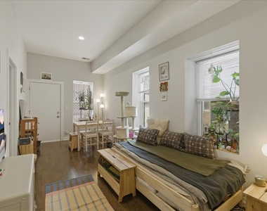 1854 W 18th Street - Photo Thumbnail 1