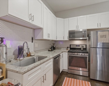 1854 W 18th Street - Photo Thumbnail 4