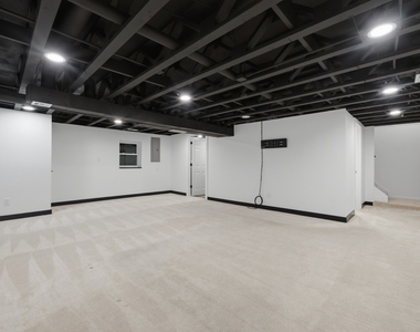 740 Thompson Court - Photo Thumbnail 22