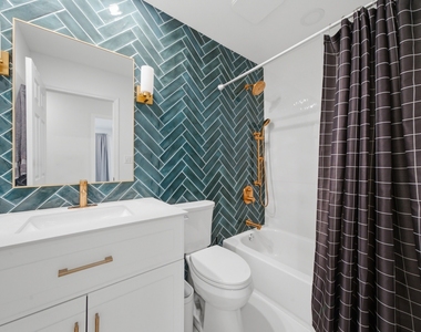740 Thompson Court - Photo Thumbnail 20