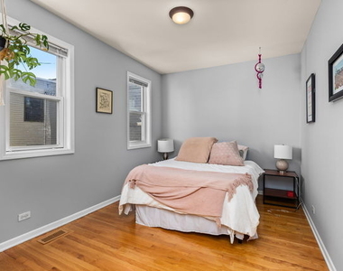 2122 W Huron Street - Photo Thumbnail 18