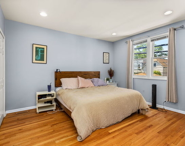 2122 W Huron Street - Photo Thumbnail 16