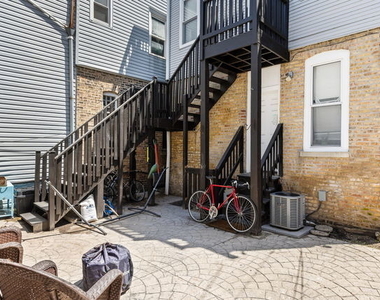 2122 W Huron Street - Photo Thumbnail 23