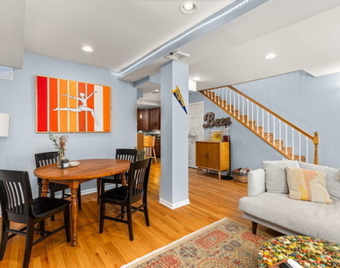 2122 W Huron Street - Photo Thumbnail 6