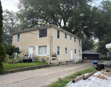 124 E State Street - Photo Thumbnail 1