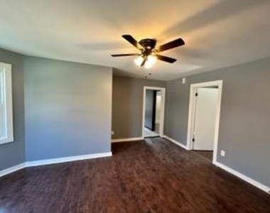 18017 Gottschalk Avenue - Photo Thumbnail 34