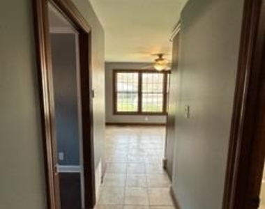 18017 Gottschalk Avenue - Photo Thumbnail 29