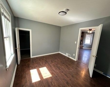 18017 Gottschalk Avenue - Photo Thumbnail 21