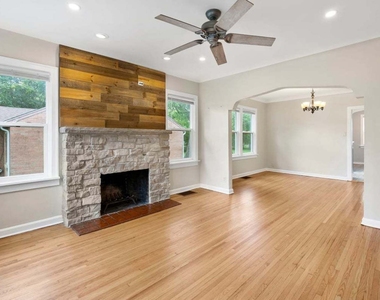 707 Mchenry Avenue - Photo Thumbnail 6