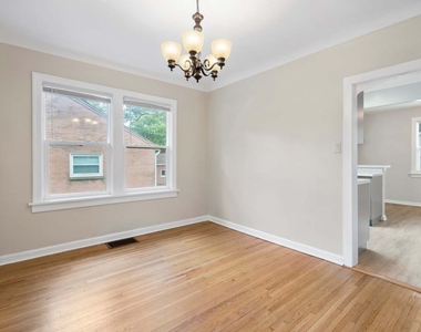 707 Mchenry Avenue - Photo Thumbnail 5