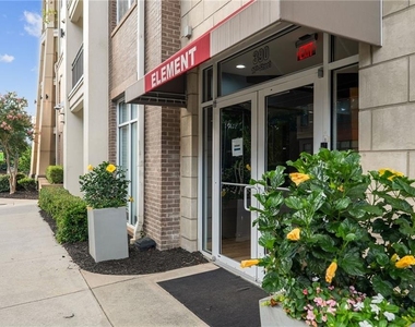 390 17th Street Nw - Photo Thumbnail 14