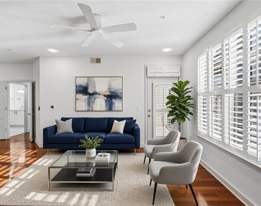 390 17th Street Nw - Photo Thumbnail 4