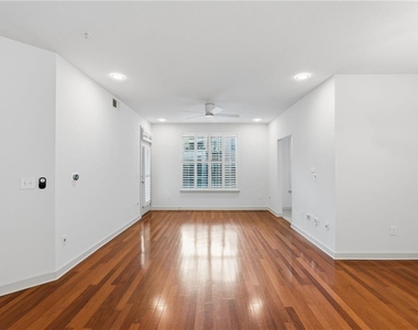 390 17th Street Nw - Photo Thumbnail 27