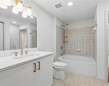 390 17th Street Nw - Photo Thumbnail 39