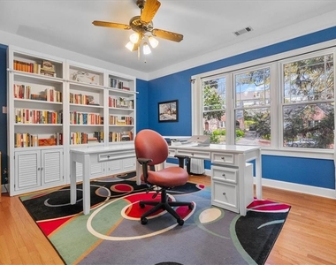 361 Delmont Drive Ne - Photo Thumbnail 13