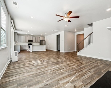 3524 Creek Hollow - Photo Thumbnail 5