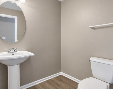14527 Patriot Square Drive E - Photo Thumbnail 10