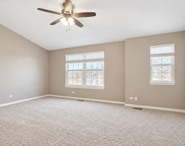 14527 Patriot Square Drive E - Photo Thumbnail 11