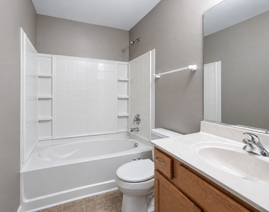 14527 Patriot Square Drive E - Photo Thumbnail 15