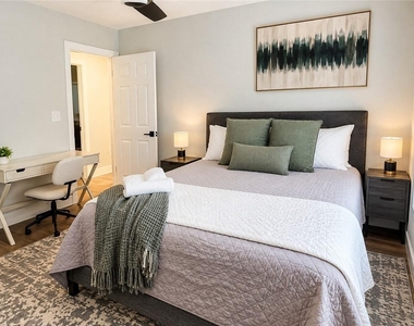 538 Garner Street - Photo Thumbnail 8