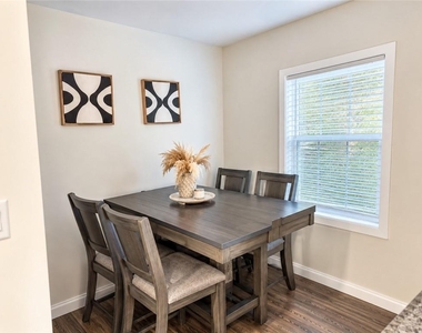538 Garner Street - Photo Thumbnail 3