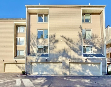 403 River Renaissance - Photo Thumbnail 29