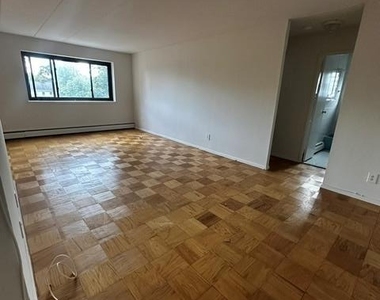 873 Main - Photo Thumbnail 2