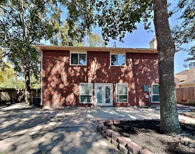 1306 Castlemist Drive - Photo Thumbnail 17