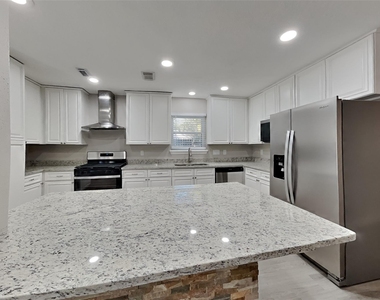 1306 Castlemist Drive - Photo Thumbnail 3
