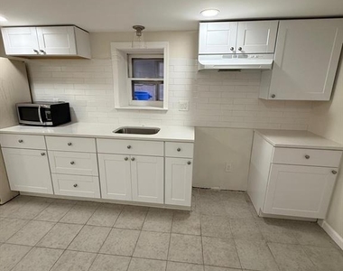86 Farnham - Photo Thumbnail 13