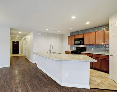22418 Bellwick Ridge Lane - Photo Thumbnail 9