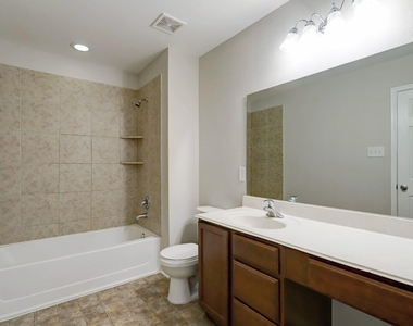 22418 Bellwick Ridge Lane - Photo Thumbnail 14