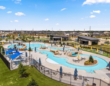 27130 Breakaway Lane - Photo Thumbnail 15