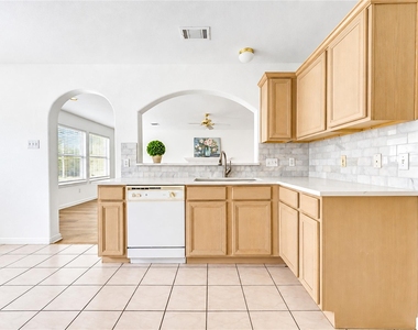 1307 S Teal Estates Circle - Photo Thumbnail 13