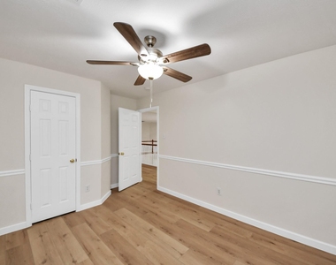 11927 Canyon Mills Drive - Photo Thumbnail 19