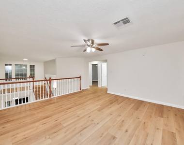 11927 Canyon Mills Drive - Photo Thumbnail 17