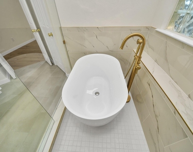 11927 Canyon Mills Drive - Photo Thumbnail 12