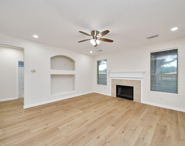 11927 Canyon Mills Drive - Photo Thumbnail 27