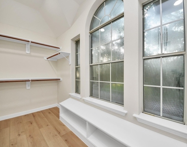 11927 Canyon Mills Drive - Photo Thumbnail 13