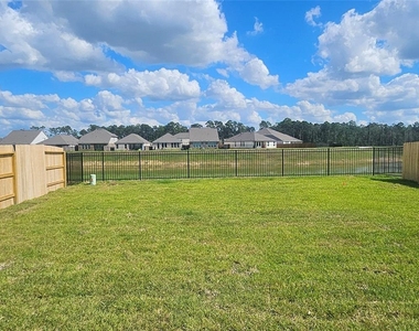 18306 Daisy Bluff Street - Photo Thumbnail 21