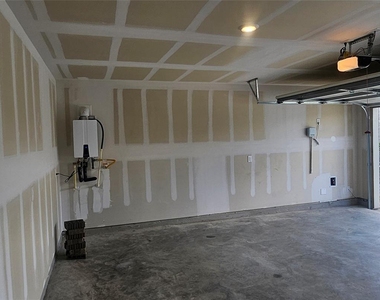 18306 Daisy Bluff Street - Photo Thumbnail 2