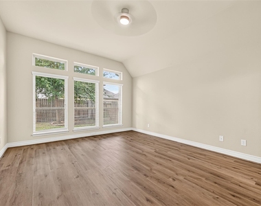 10710 Inverclyde Drive - Photo Thumbnail 18