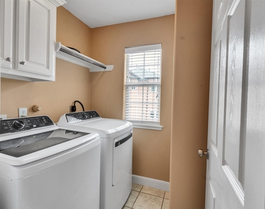 4319 Lillian Street - Photo Thumbnail 19