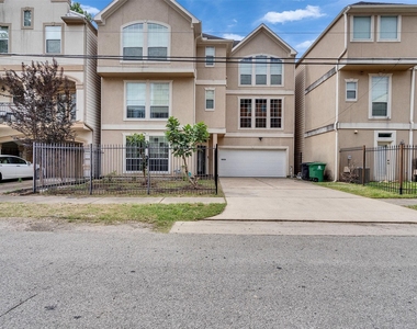 4319 Lillian Street - Photo Thumbnail 1