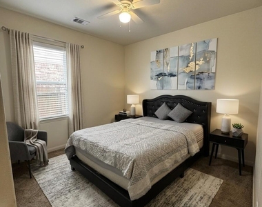 5115 Harbor Palm Drive - Photo Thumbnail 5