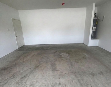 5115 Harbor Palm Drive - Photo Thumbnail 20