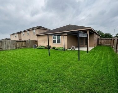 5115 Harbor Palm Drive - Photo Thumbnail 22