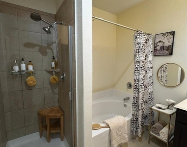 5115 Harbor Palm Drive - Photo Thumbnail 10