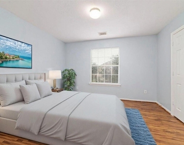 8734 Rainglen Lane - Photo Thumbnail 18