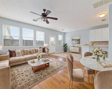 8734 Rainglen Lane - Photo Thumbnail 7